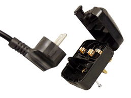 Adapter SCP3 European Schuko plug EF to type G plug (UK) with grounding. 13 Amp fused. 2 colours (black + white). Animation.